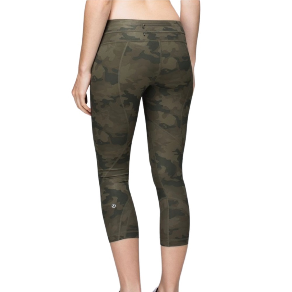 Lululemon Athletica Green Camo Leggings